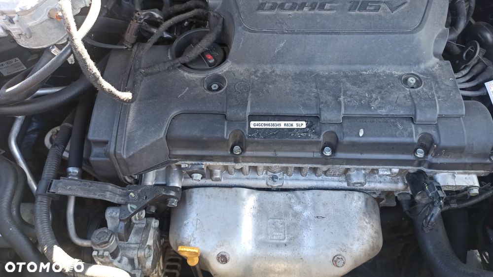 Kia Sportage II lift  2.0 B G4GC   Lakier 1K części blacharskie mechaniczne - 2