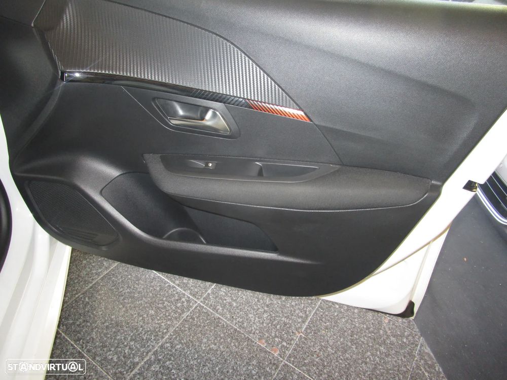 Peugeot 208 1.2 PureTech Active Pack - 19