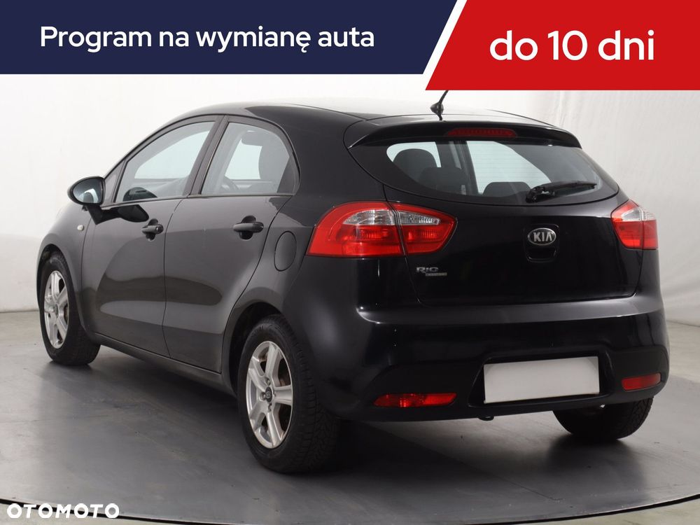 Kia Rio - 5