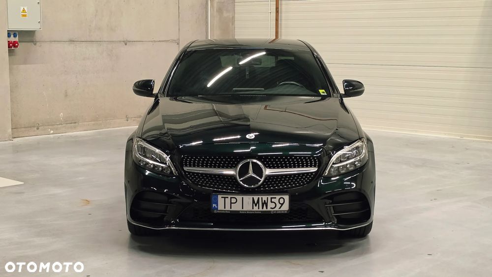 Mercedes-Benz C-Class 2018 photo 3