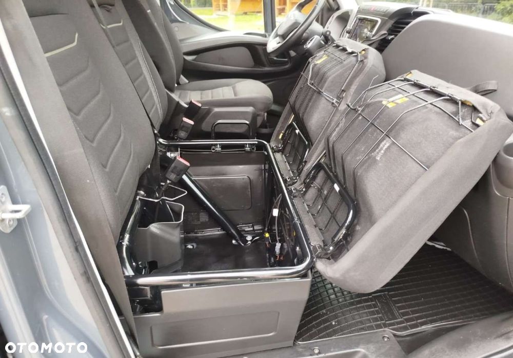 Iveco Daily 35S18 - 18