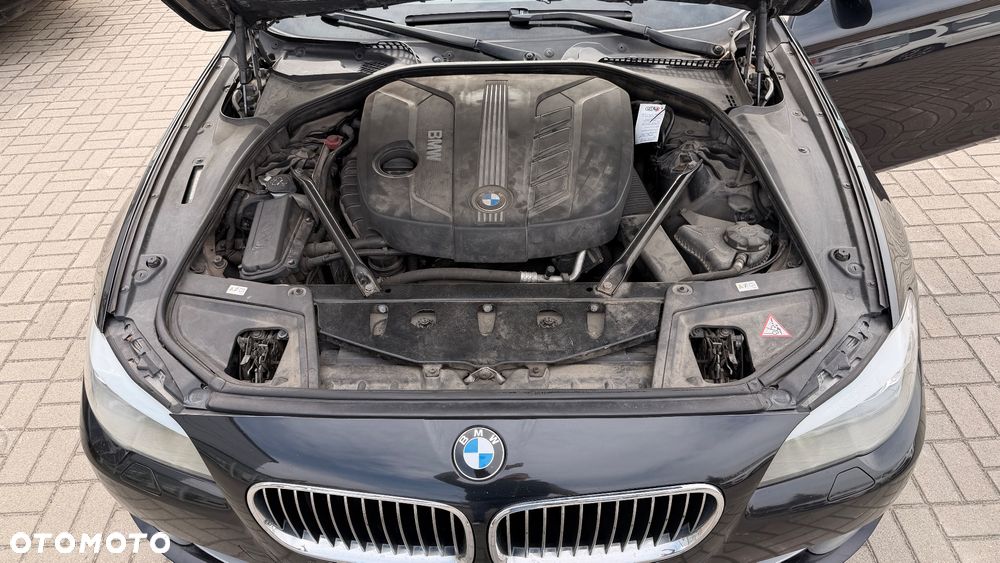 BMW Seria 5 520d Luxury Line - 16