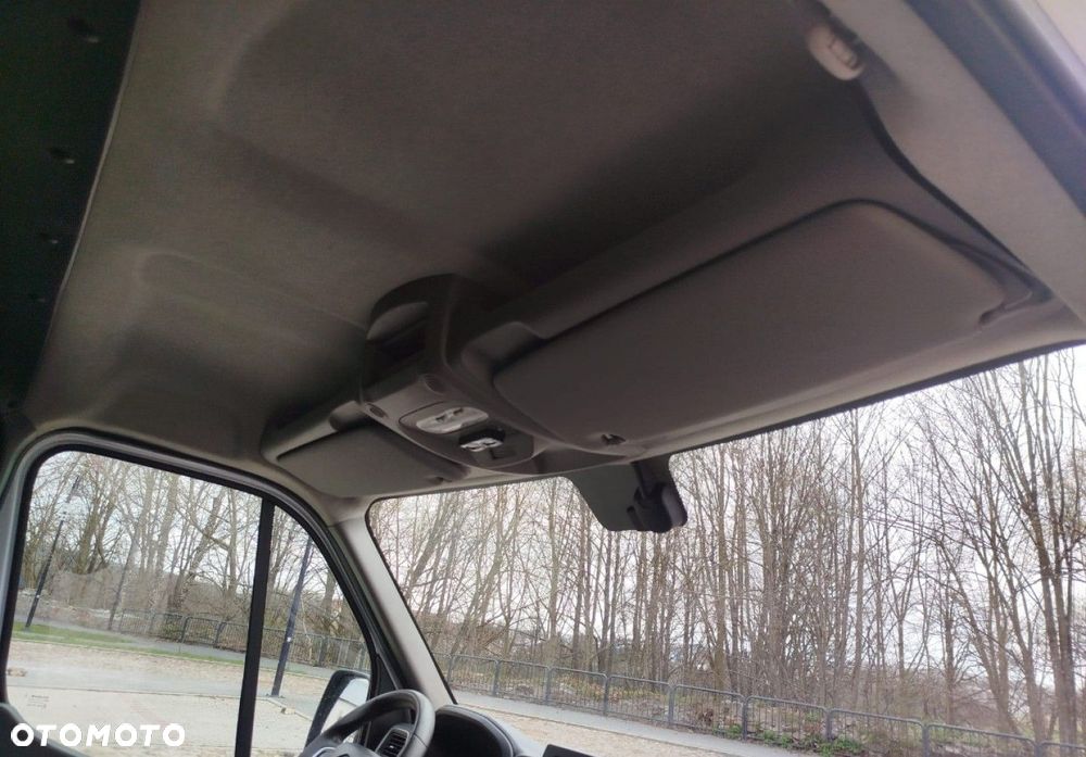 Renault Master - 24