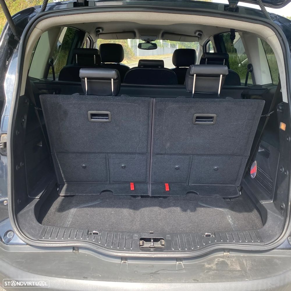 Ford S-Max 2.0 TDCi Titanium 7L - 10