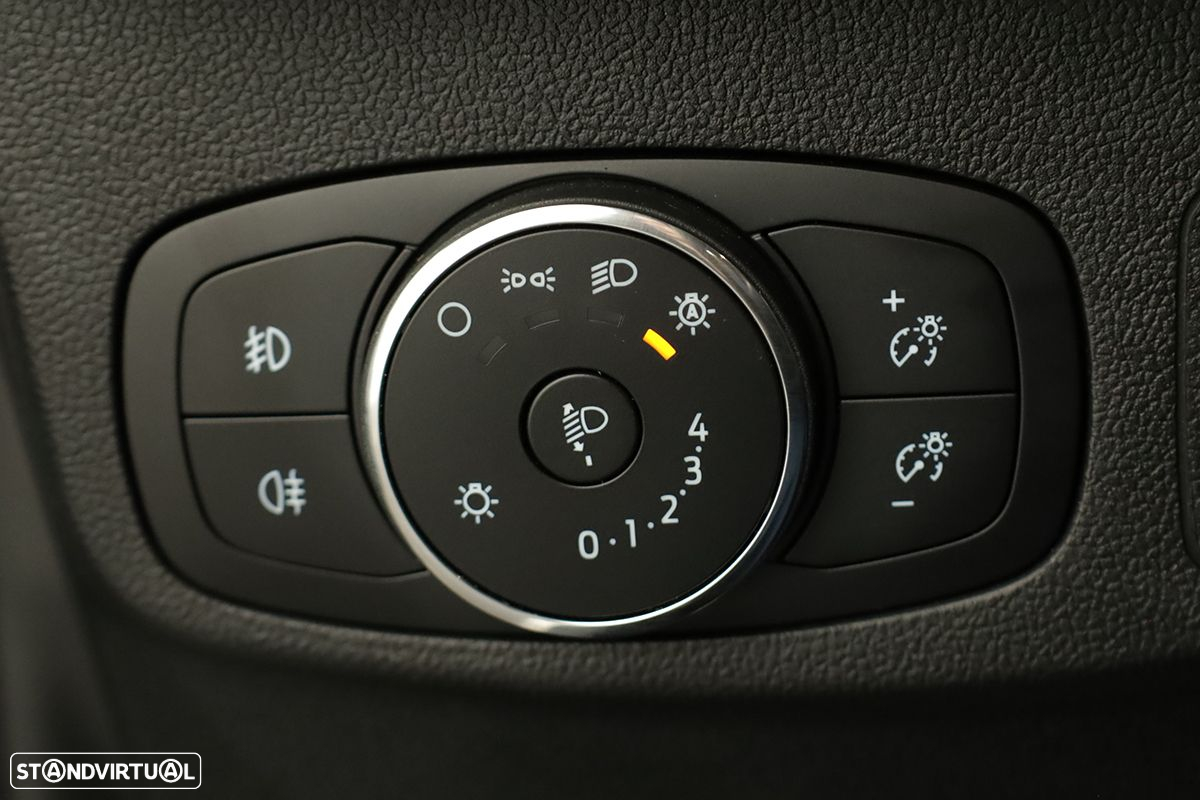 Ford Focus - 18