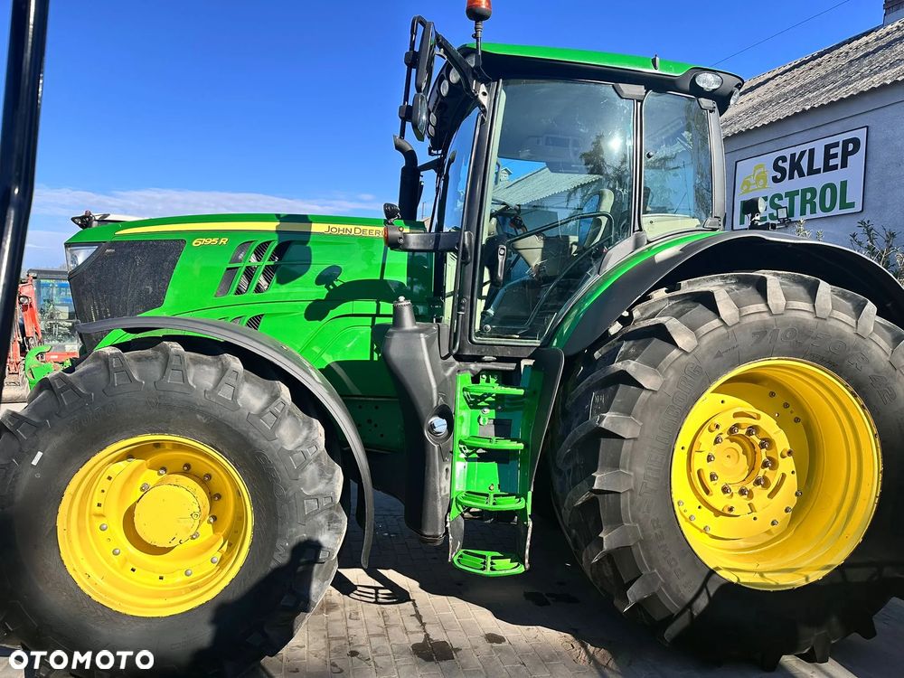 John Deere 6195R Command Pro Premium - 8