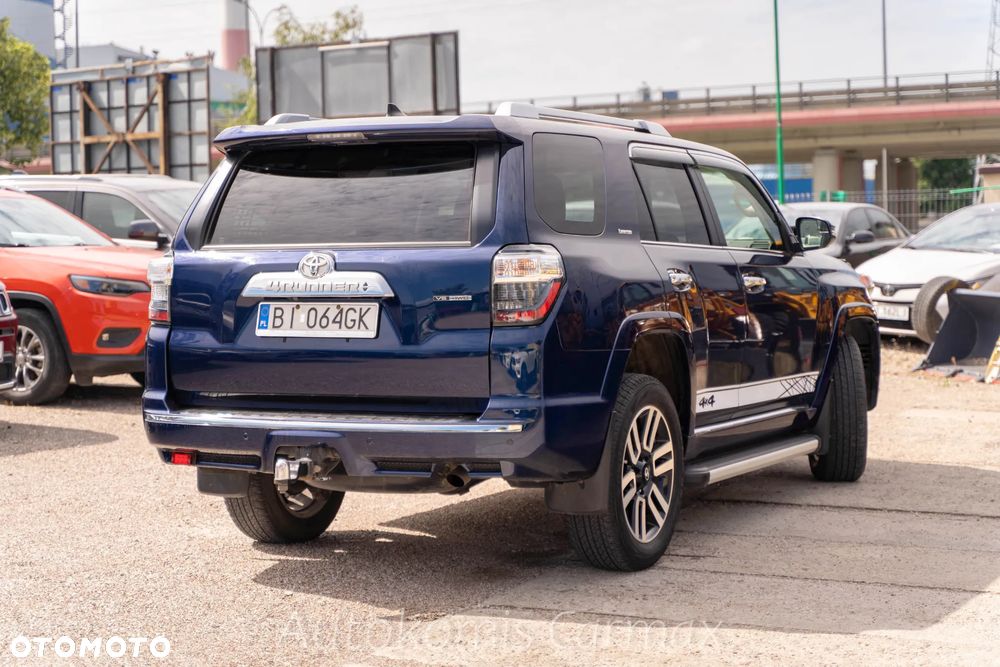 Toyota 4-Runner - 8