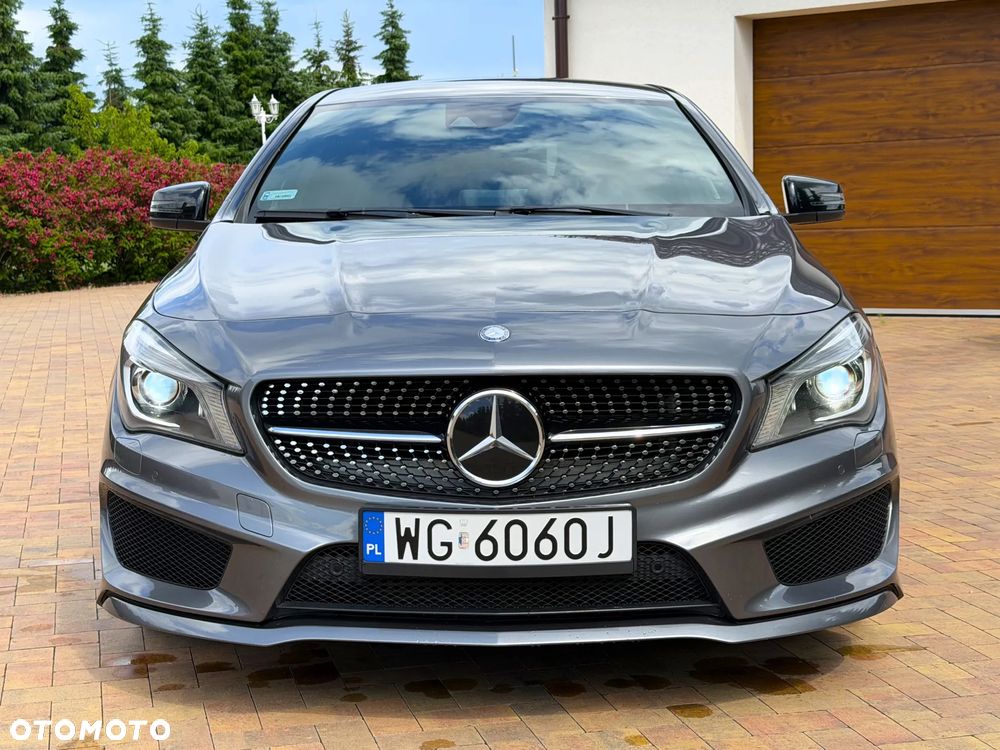 Mercedes-Benz CLA 250 4Matic 7G-DCT AMG Line - 3