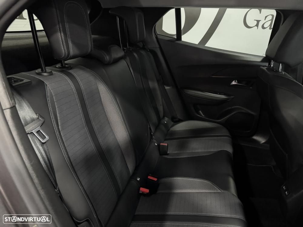 Peugeot 2008 PureTech 100 Allure - 41