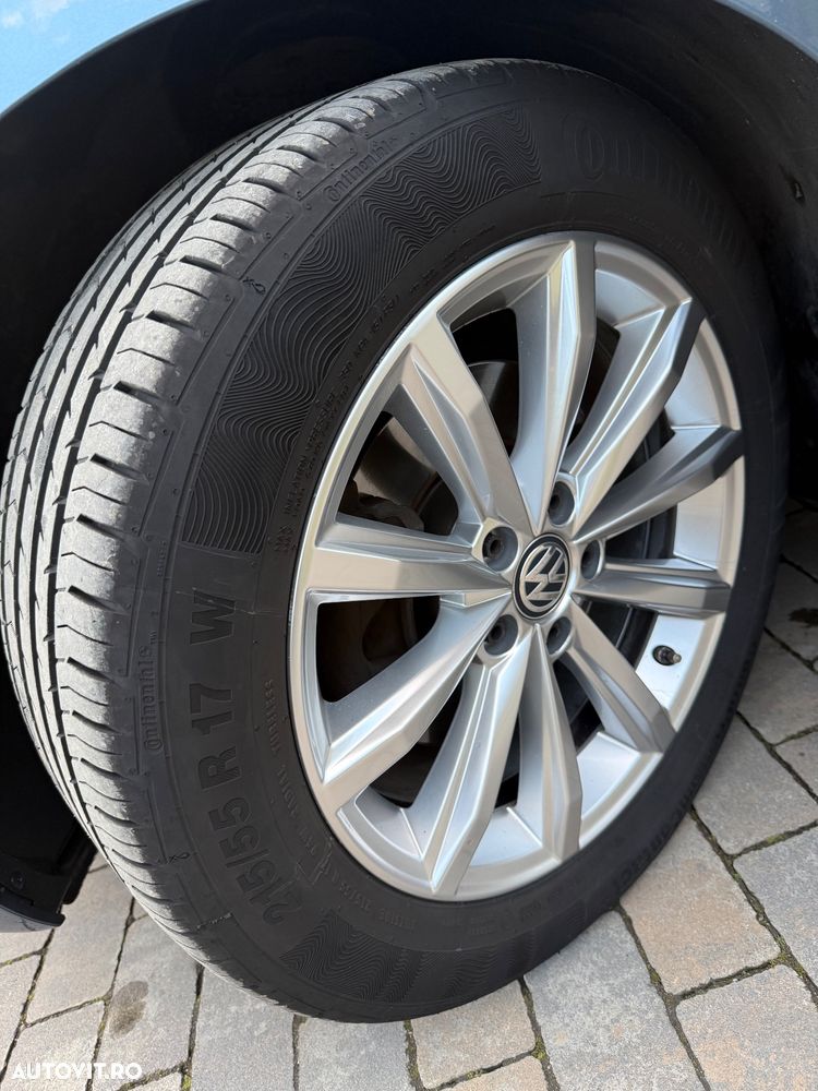 Volkswagen Passat - 20