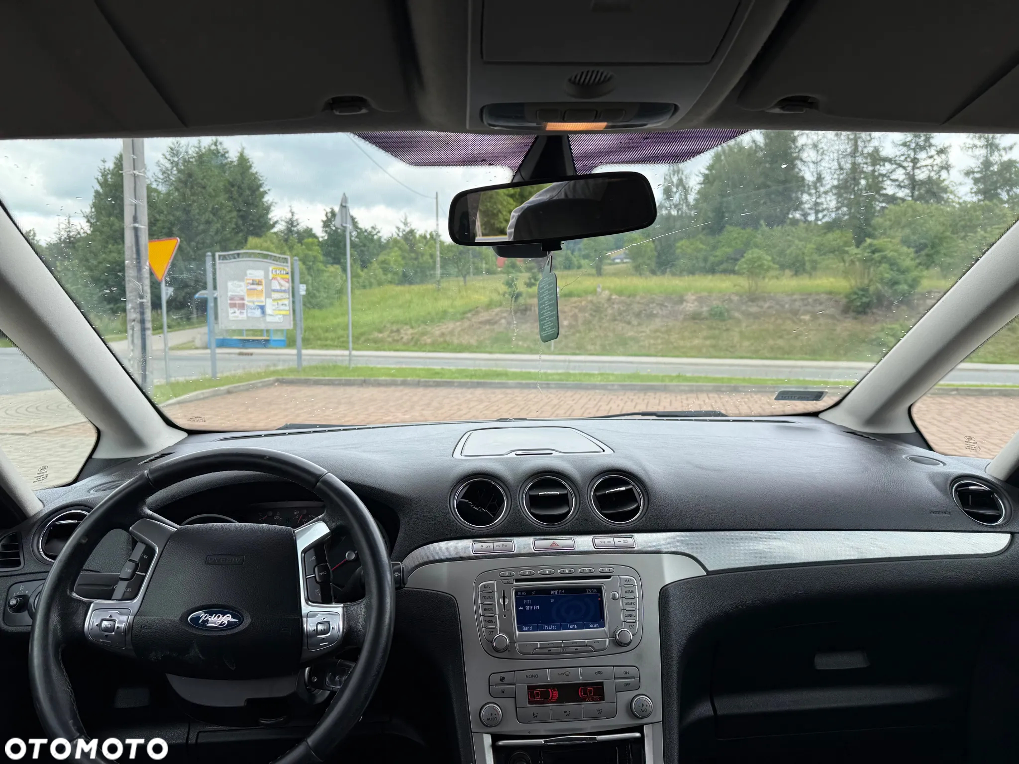 Ford Galaxy 2.0 TDCi Ghia - 9
