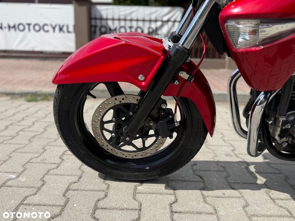 Suzuki GW 250 - 19