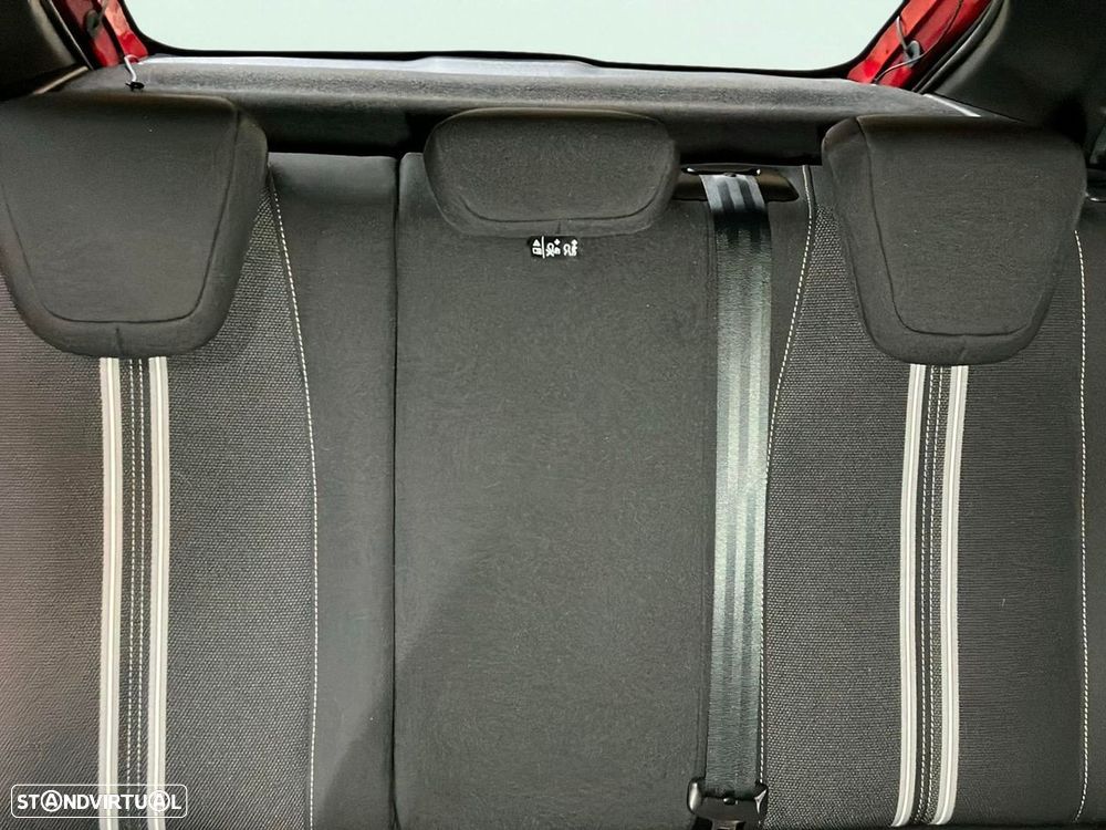 Opel Corsa 1.2 T GS - 18