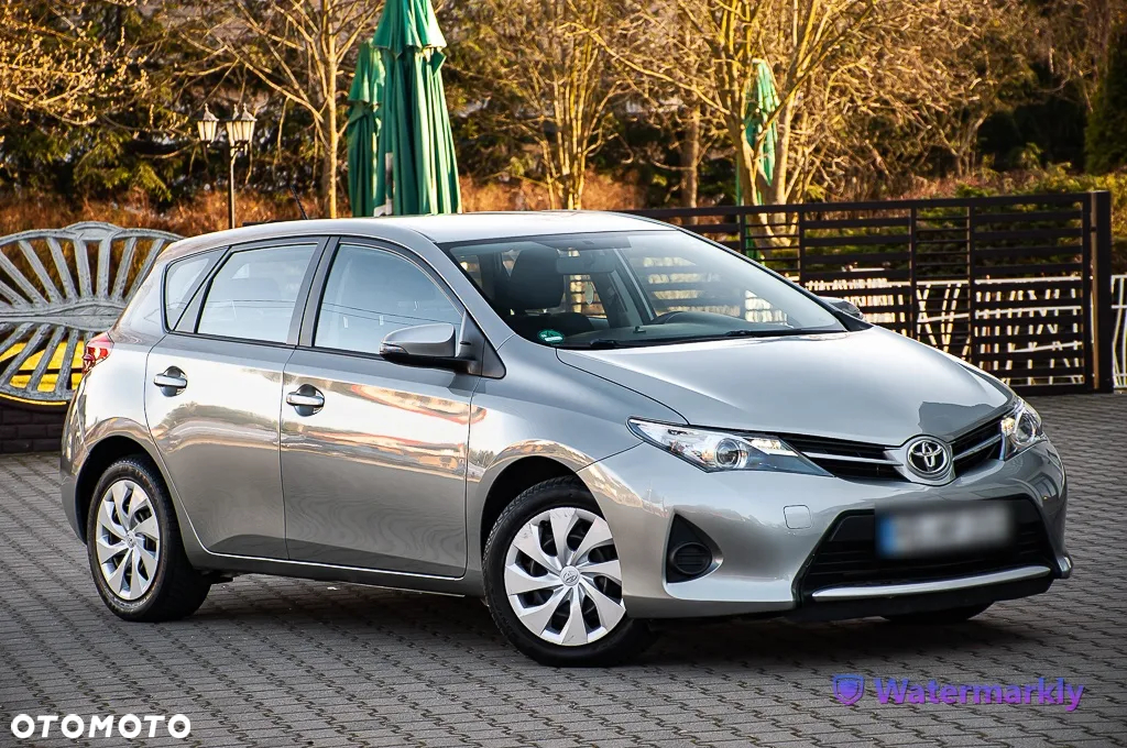 Toyota Auris 1.33 Dual-VVT-i Life - 9