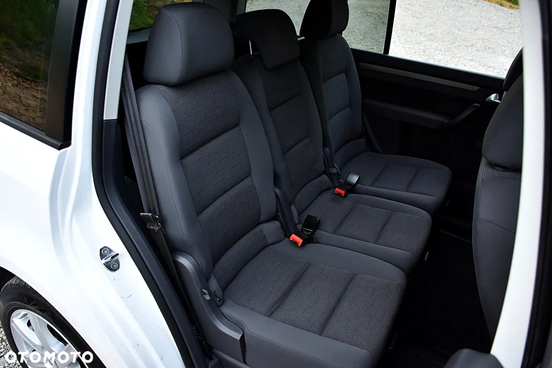 Volkswagen Touran 1.9 TDI Conceptline - 34