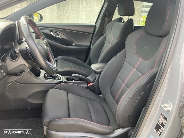 Hyundai i30 1.6 CRDI 48V-Hybrid DCT N-Line - 35