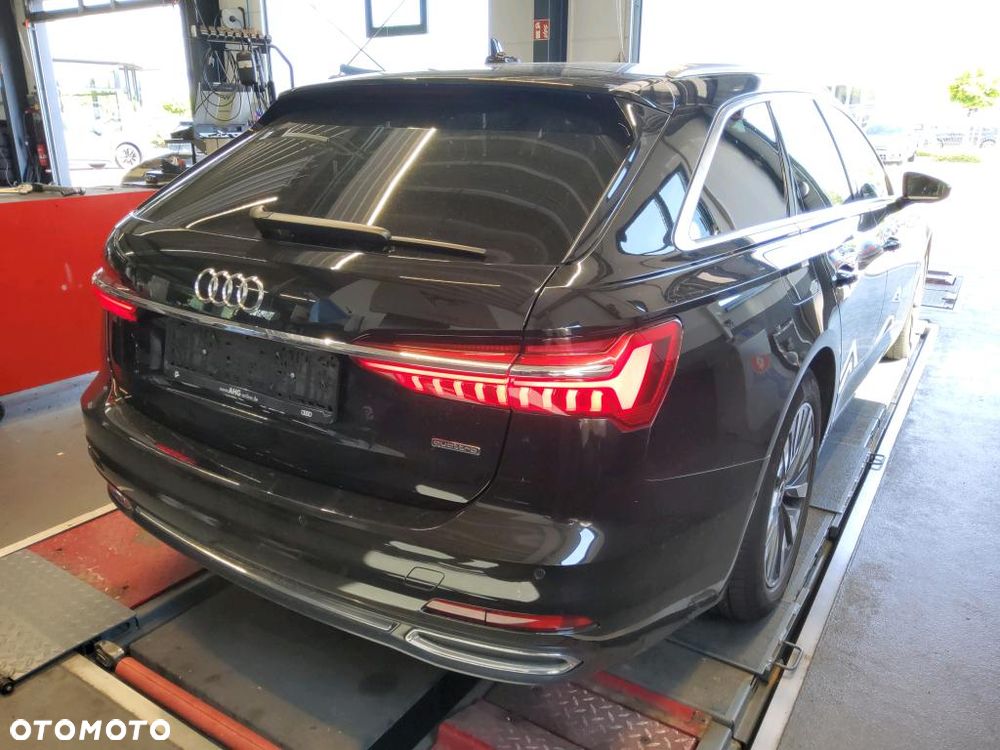 Audi A6 Avant - 4