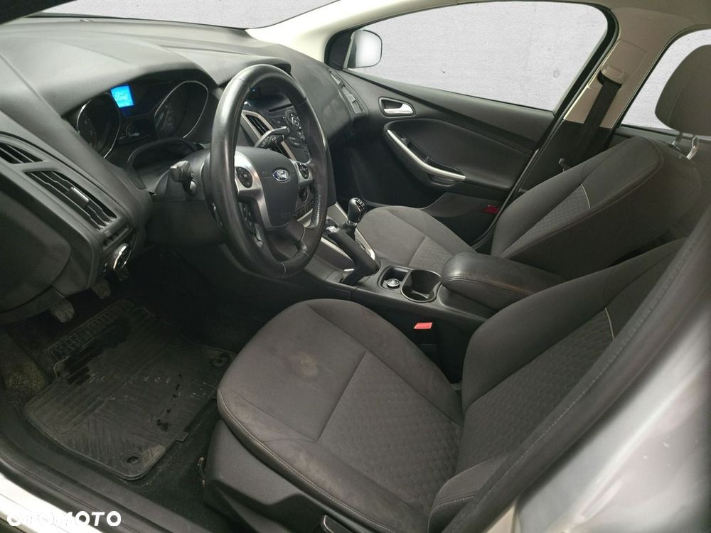Ford Focus - 9