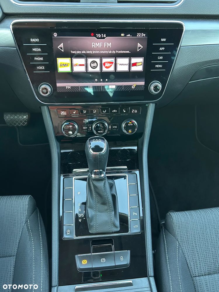 Skoda Superb 1.8 TSI Ambition DSG - 18