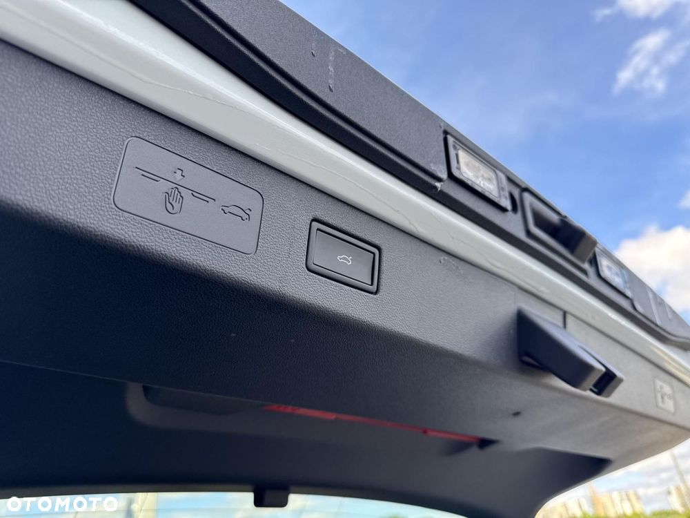 Volkswagen T-Roc - 20