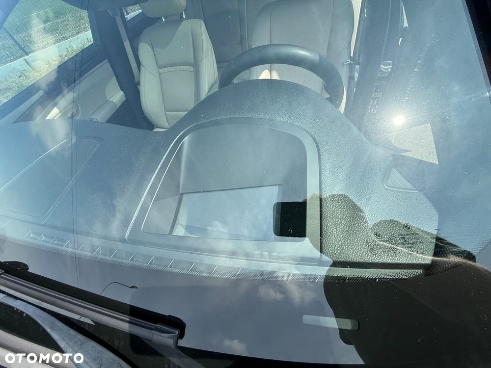 BMW Seria 5 530d xDrive - 23