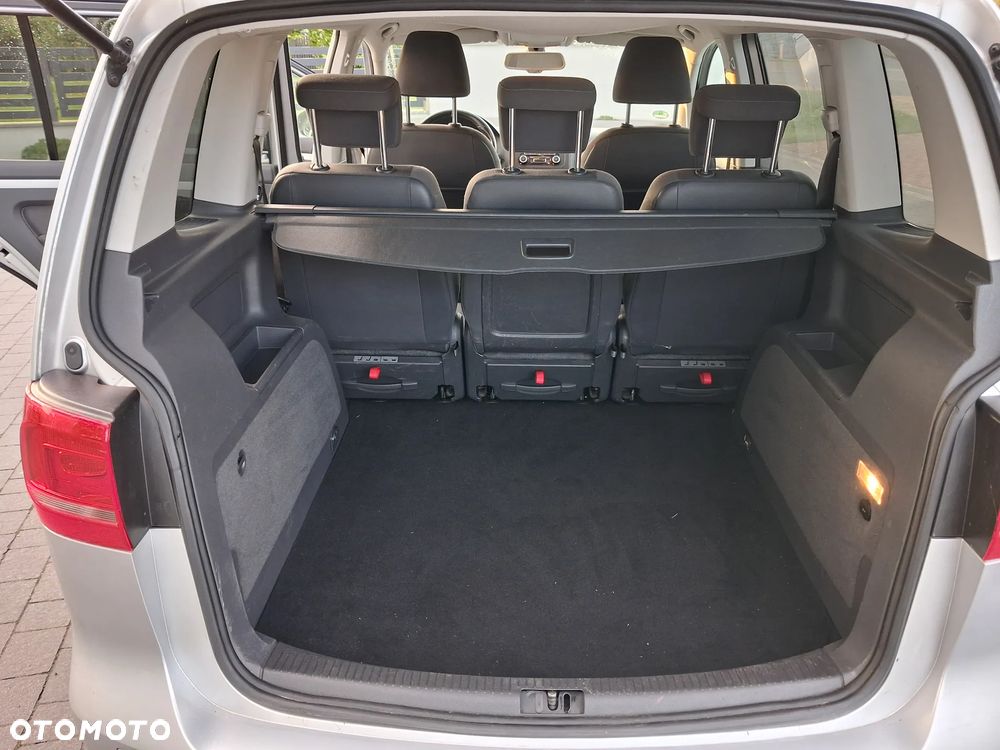 Volkswagen Touran 1.2 TSI STYLE - 14