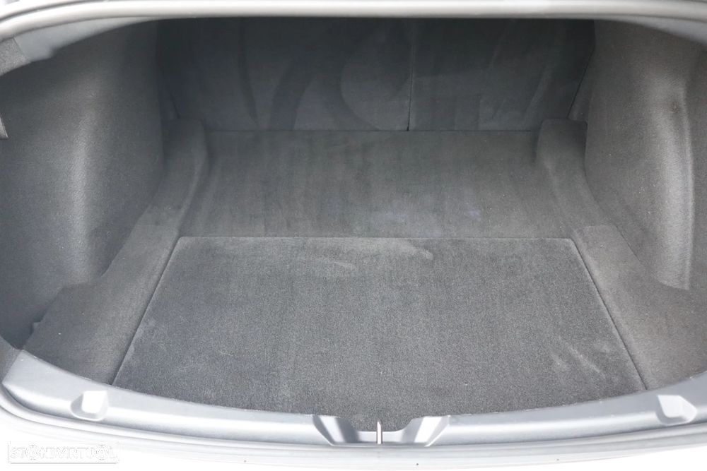 Tesla Model 3 Long Range AWD Dual Motor - 6