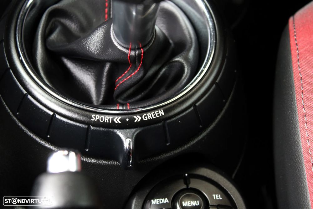 MINI 3 Portas John Cooper Works - 44