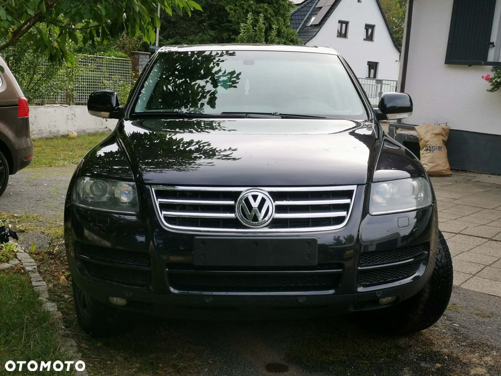 Volkswagen Touareg - 2