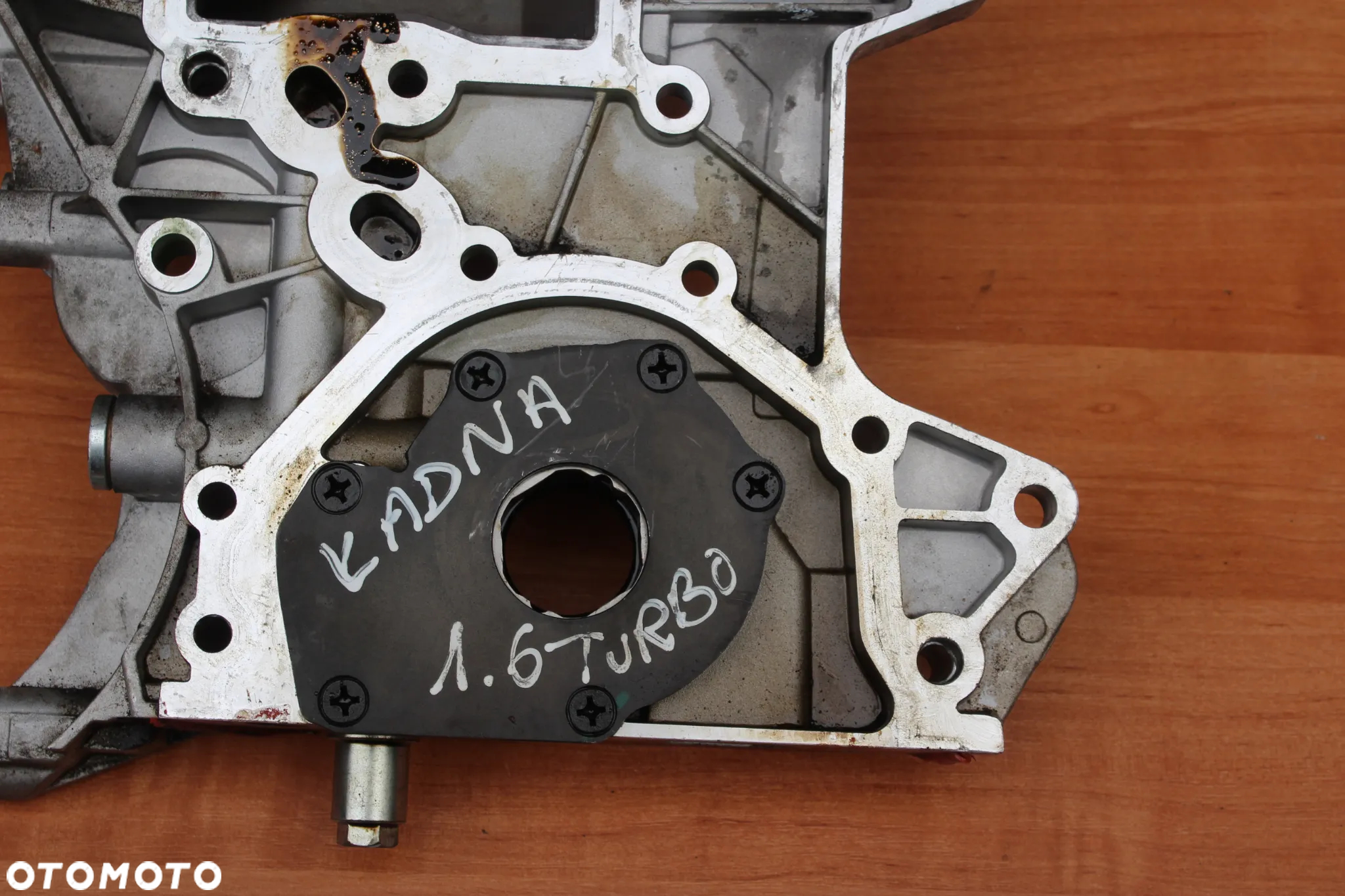 POMPA OLEJU OPEL ASTRA J H VECTRA C SIGNUM ZAFIRA B CORSA D 1.6 TURBO A16LER 1.6 A16XER Z16XER 1.8 A18XER Z18XER 12992380 55556428 - 10