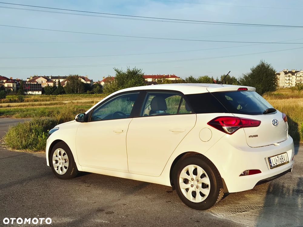 Hyundai i20 - 22