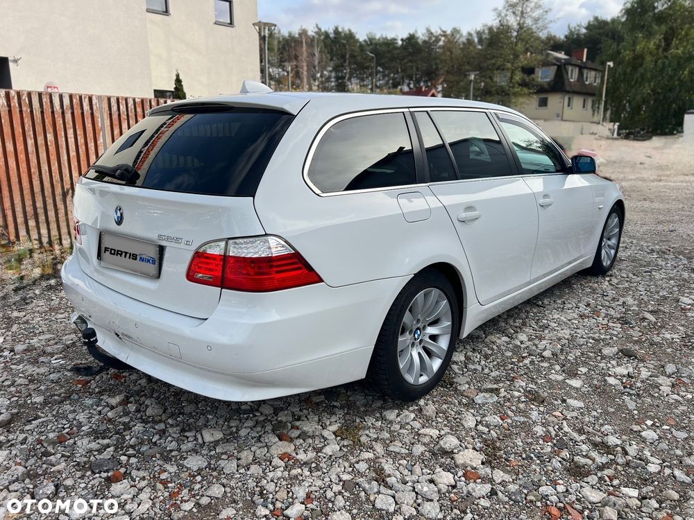 BMW Seria 5 525d - 6