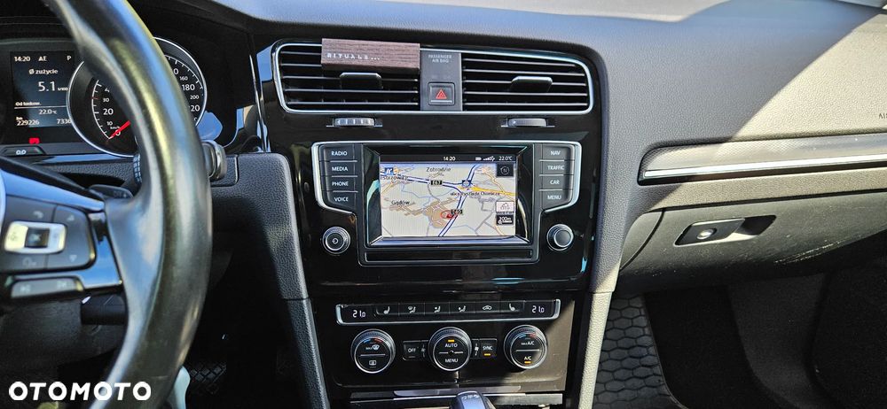 Volkswagen Golf VII 1.6 TDI BMT Highline DSG - 16