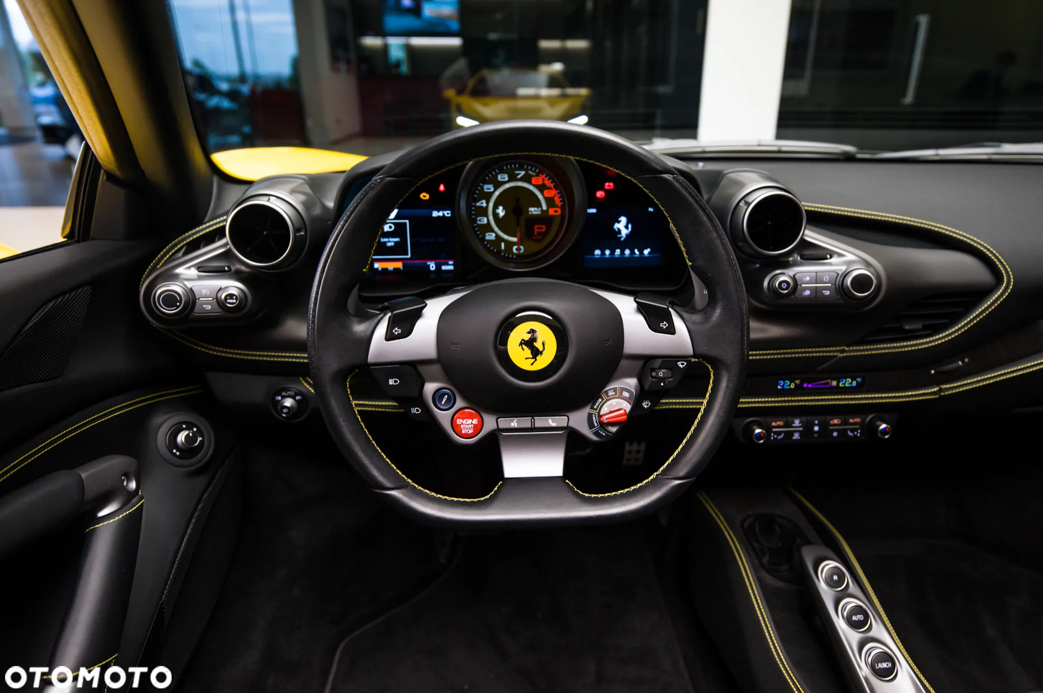 Ferrari F8 Spider - 32