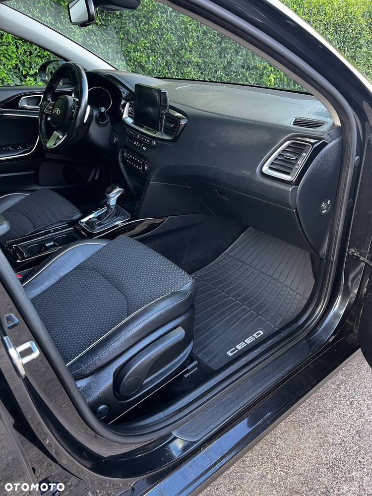 Kia Ceed - 17