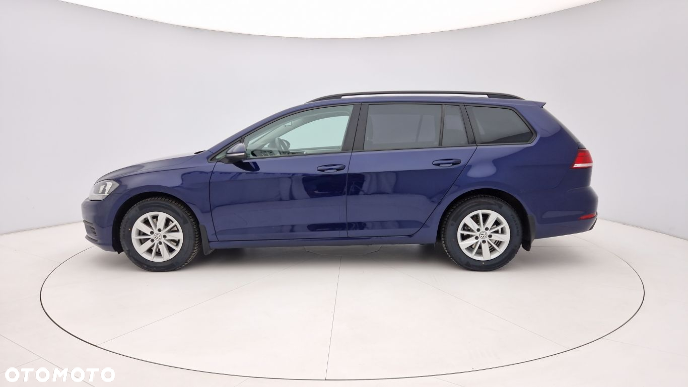 Volkswagen Golf - 2