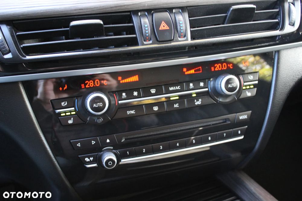 BMW X5 xDrive25d - 33