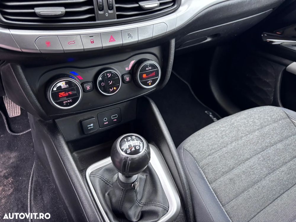 Fiat Tipo 1.4 16V Easy - 22