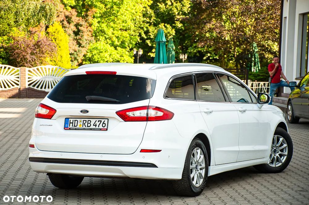 Ford Mondeo 2.0 TDCi STart-Stopp PowerShift-Aut Titanium - 3