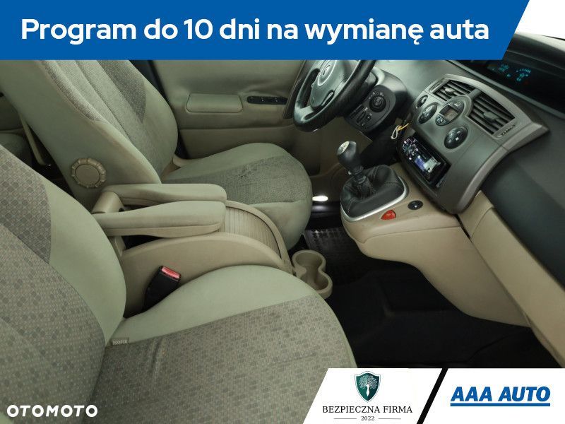 Renault Scenic - 8