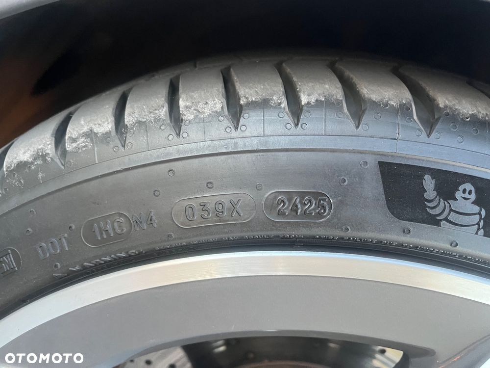 Mercedes-Benz CLA AMG 45 4-Matic 8G-DCT - 23