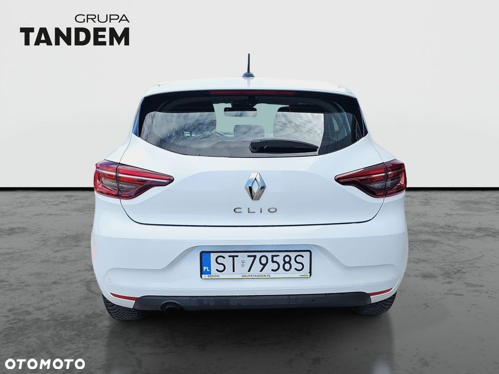 Renault Clio - 7