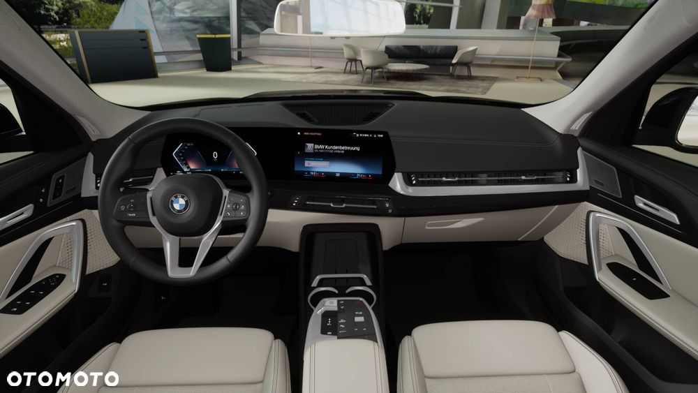 BMW X1 sDrive20i mHEV - 13