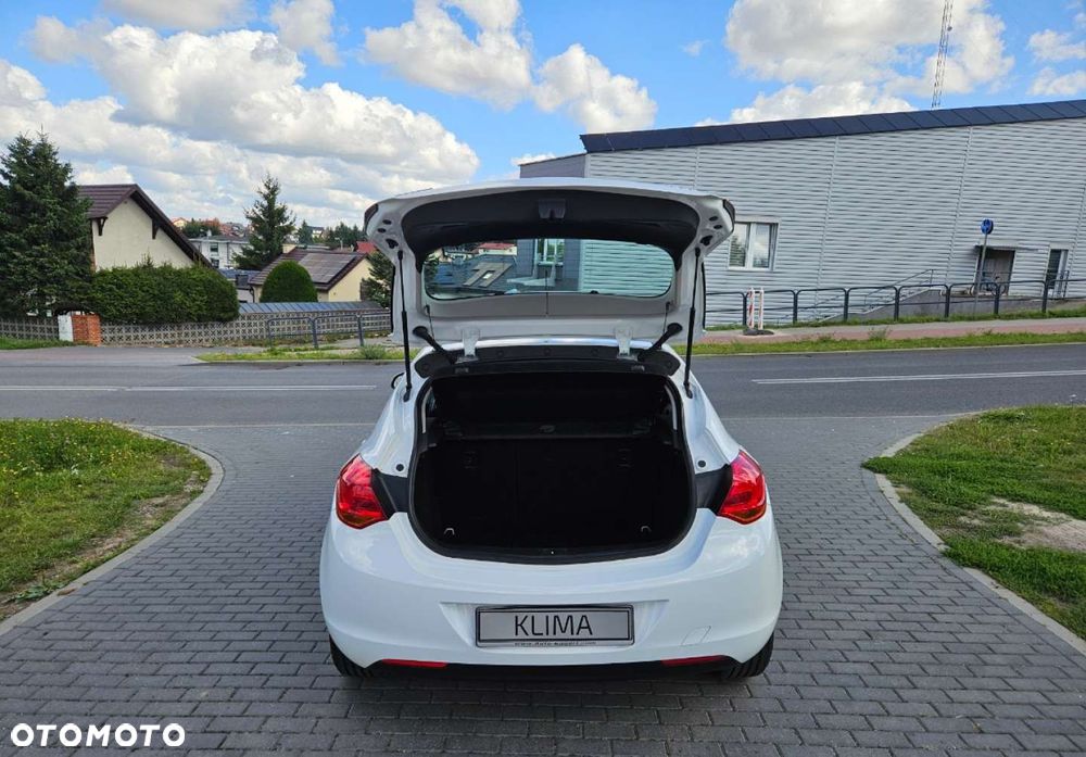Opel Astra - 21