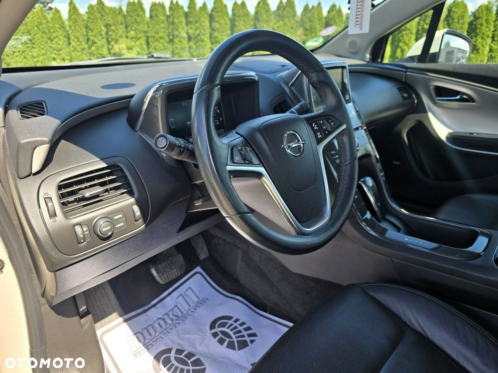 Opel Ampera - 17