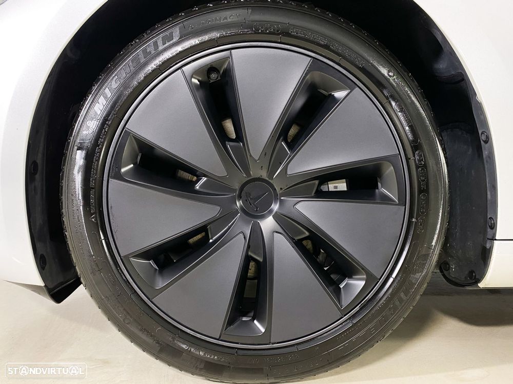 Tesla Model 3 Tração Traseira Standard - 19