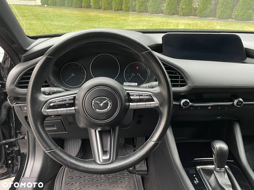 Mazda 3 e-SKYACTIV-G 150 M HYBRID DRIVE EXCLUSIVE-LINE - 39