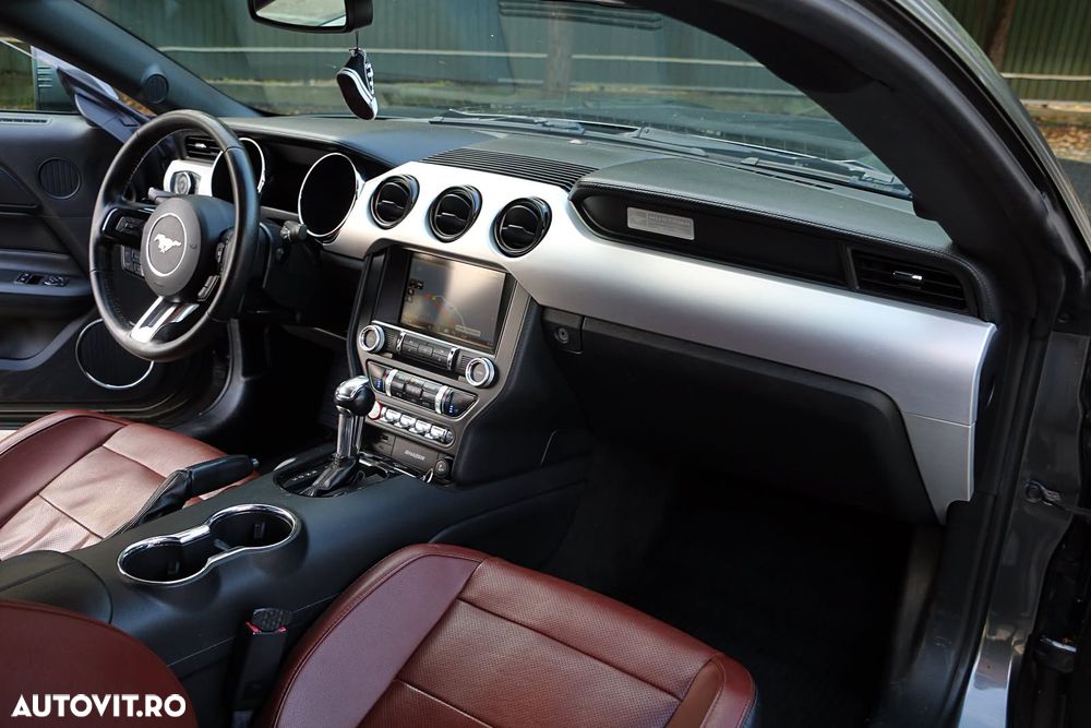 Ford Mustang 2.3 EcoBoost Aut. - 12