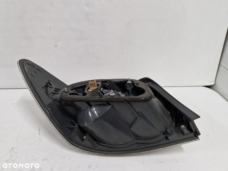 MAZDA CX-7 I 1 LAMPA PRAWY TYŁ TYLNA PRAWA - 5