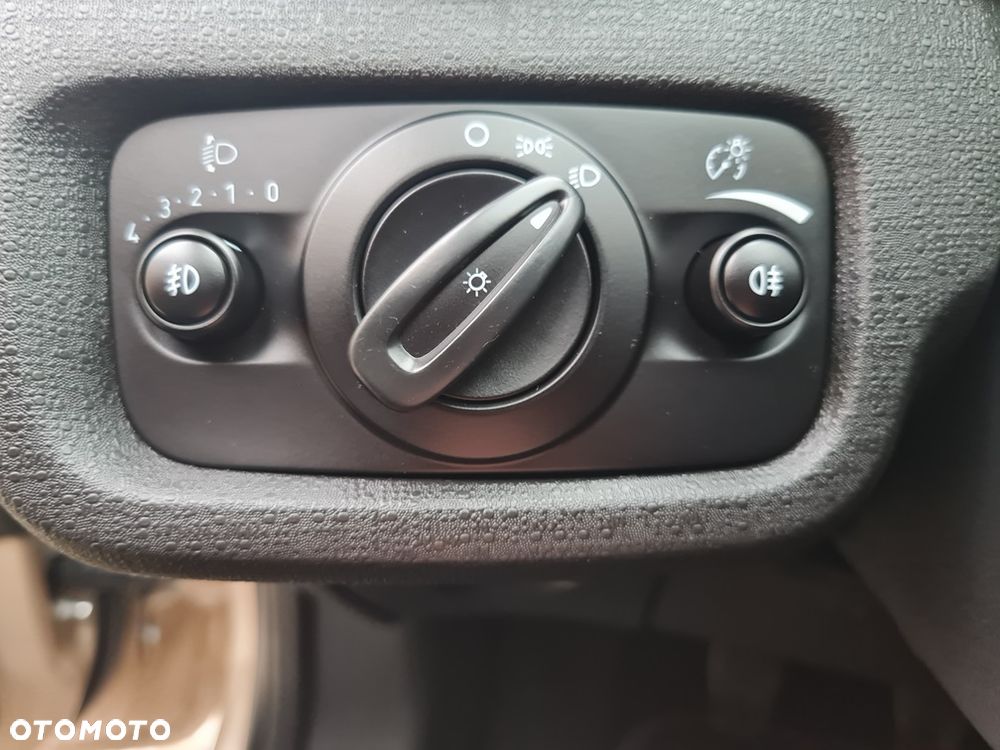 Ford Fiesta 1.25 SYNC Edition - 26